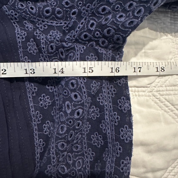 Alice + Olivia Pammy Eyelet Navy Blue - Picture 6 of 9